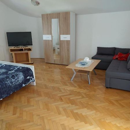Apartments "Jope I Toni" Biograd Na Moru Ngoại thất bức ảnh